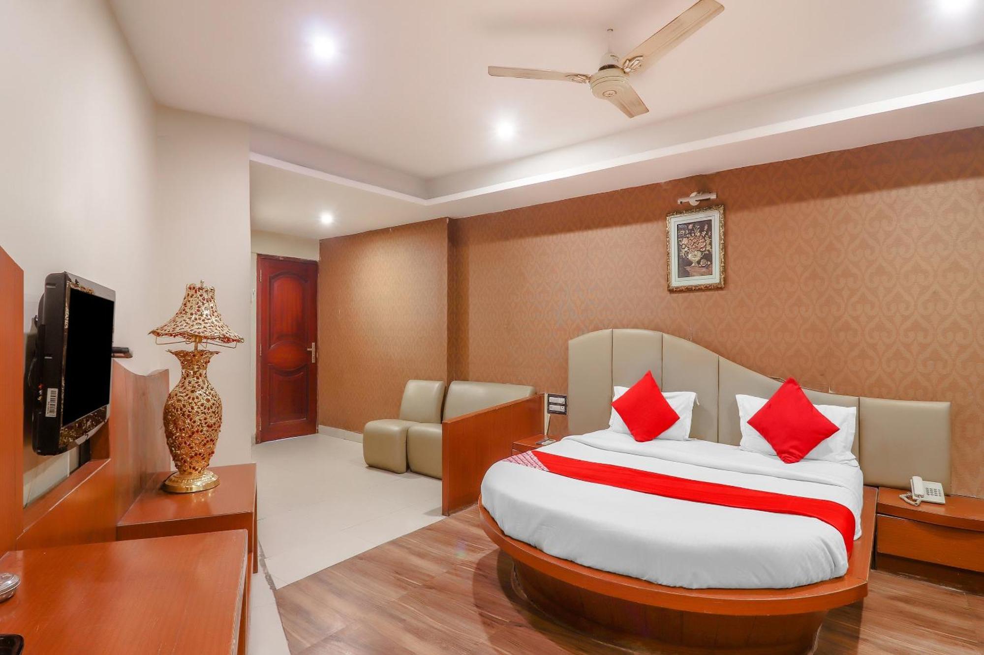 Hotel O Grandeur By Orbit Hotels Near Chennai Shopping Mall Hyderabad Esterno foto